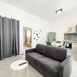 Apartment Ocean Breeze 8 - Sliema Strand, *