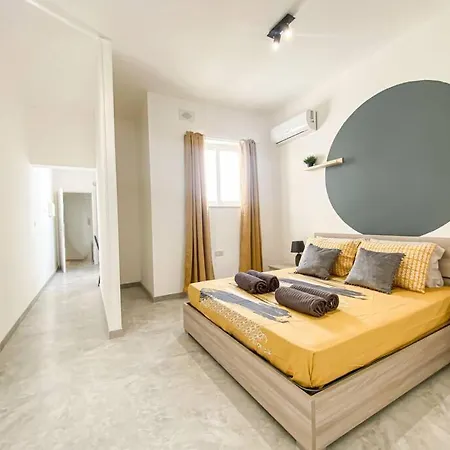 Apartment Ocean Breeze 8 - Sliema Strand, *